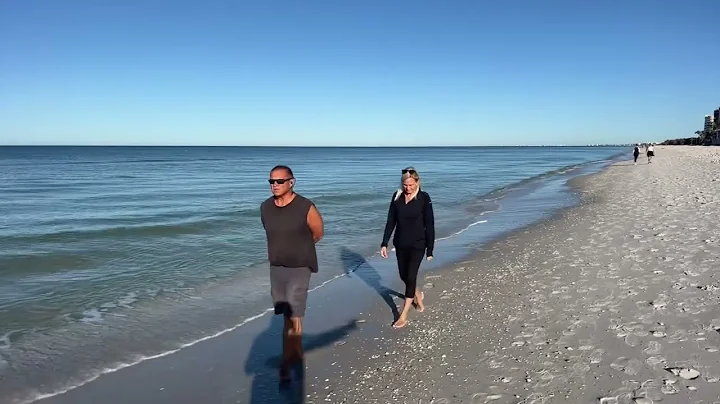 Robb’s Wednesday Morning Beach Update at Vanderbilt Beach in North Naples, FL 12/28/22