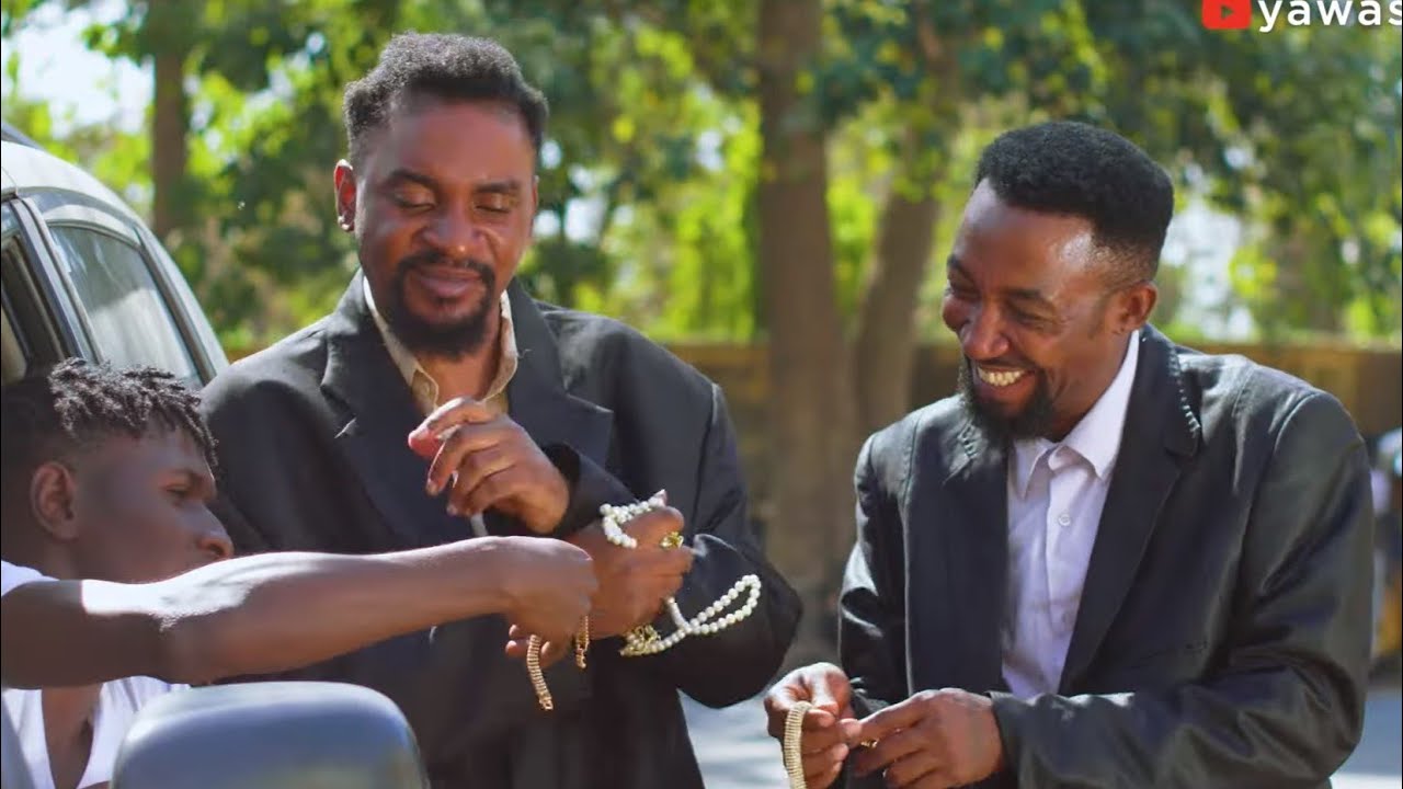 FLIM CUSUB sheeko waalan ISKUDEYS iyo ABADHALKA oo ganacsato noqday😁😁😁 sheeko waalan( seles men)