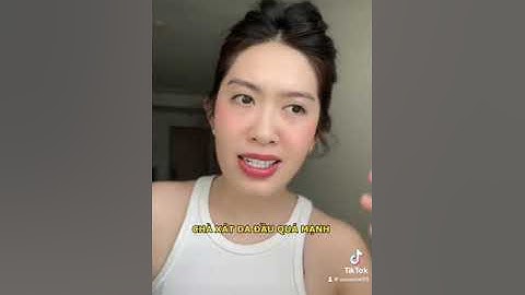 Chân tóc đổ dầu tóc bết thì nên như thế nào?