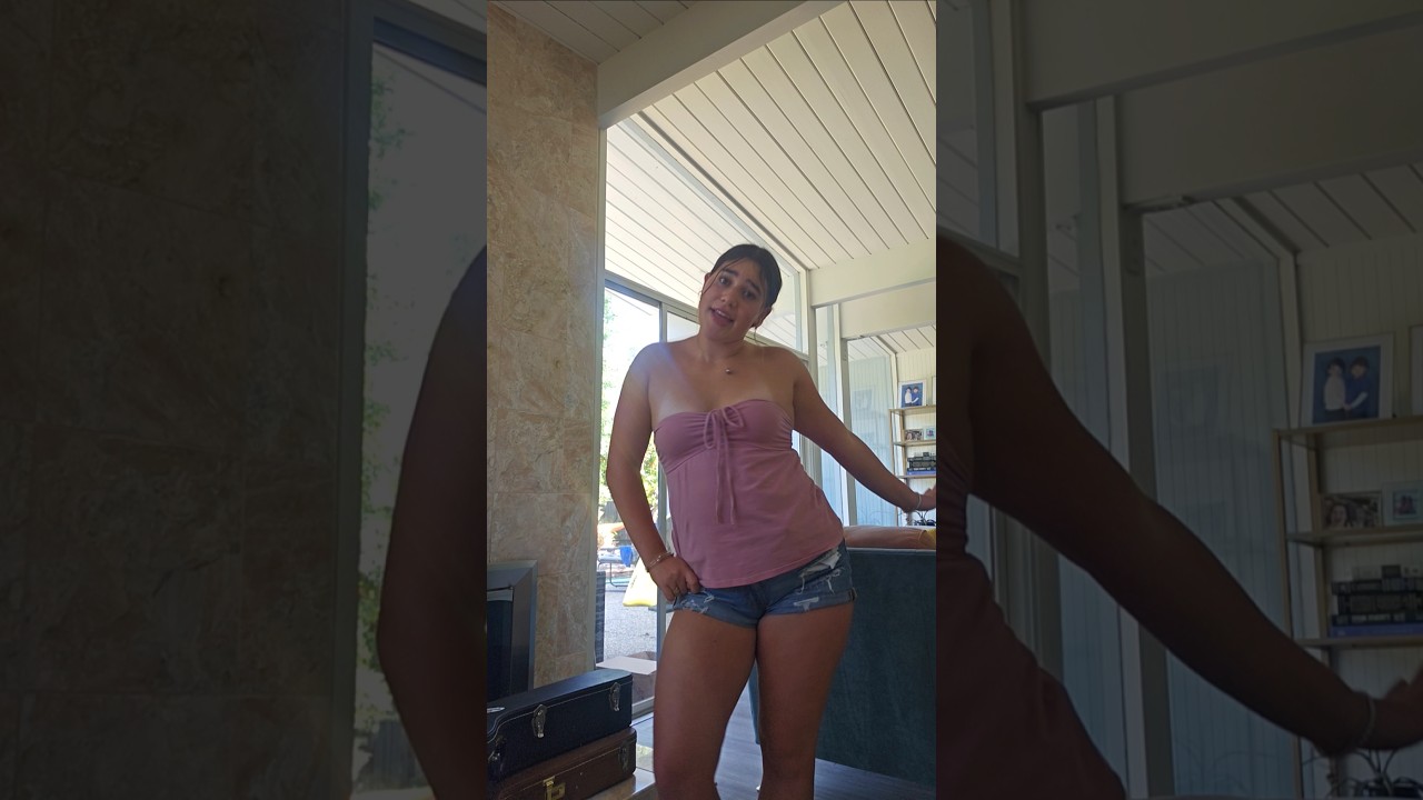 outfit 💕 #viral #lipsyncs #ootd #fashion #outfit #fit #fyp #short #shorts #summer #school