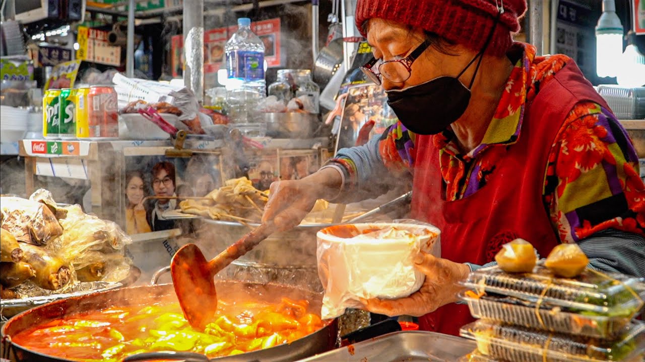 고든램지, 캡틴마블도 반한 곳?! 광장시장 떡볶이 맛집, 즉석에서 만드는 마약김밥 / Tteokbokki, Sundae - Korean street food