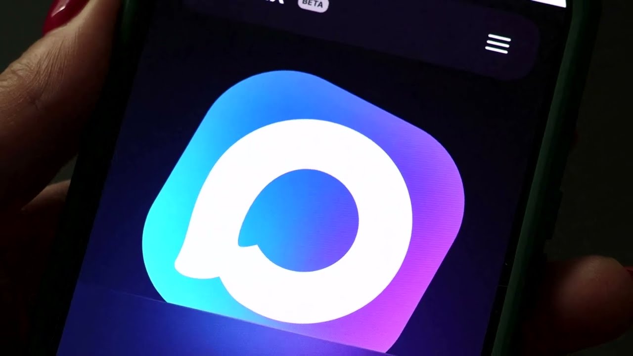 Russia blocks WhatsApp, suggests state-backed alternative