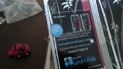 LockerZ - Unboxing of Nitendo Wii