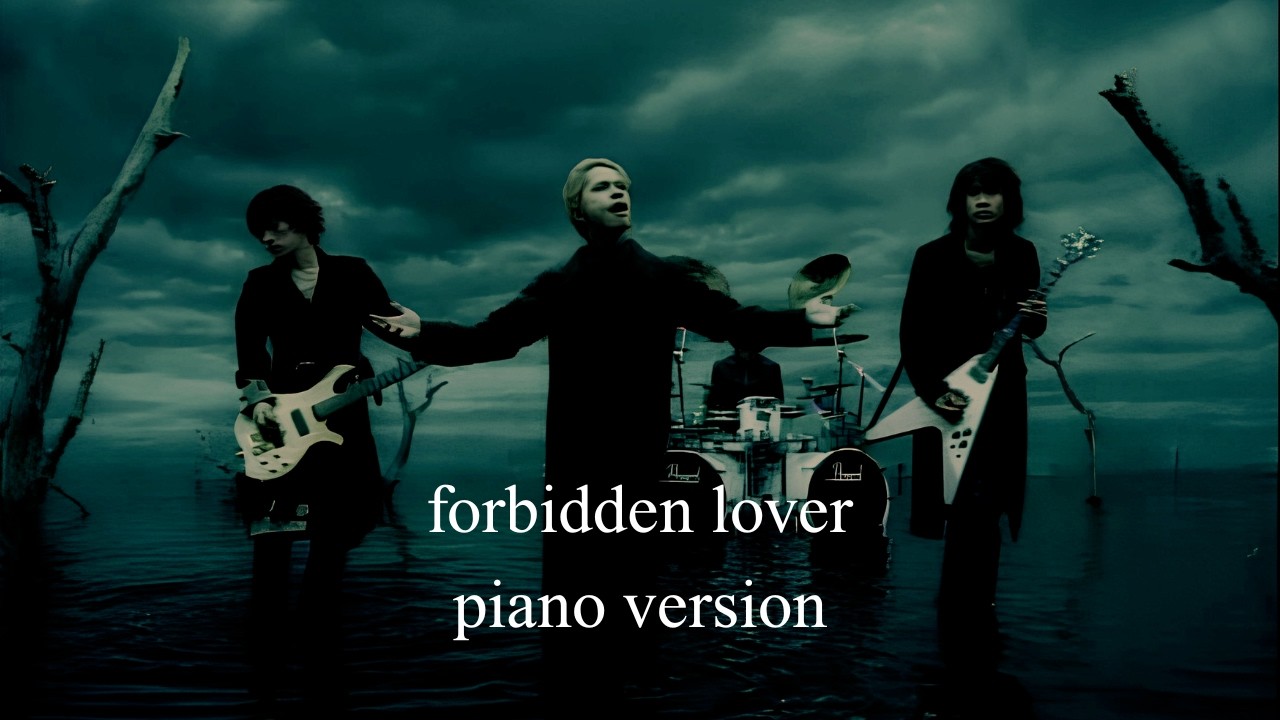 L'Arc〜en〜Ciel 15thCD VAMPSLIVE2010 BEAST L'Arc～en～Ciel / forbidden lover (piano version) - YouTube