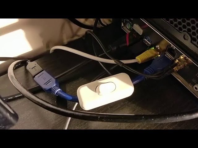 margen gennemførlig mel USB 3.0 On / Off Switch Button: Type A Cable Teardown in 3 Minutes - YouTube