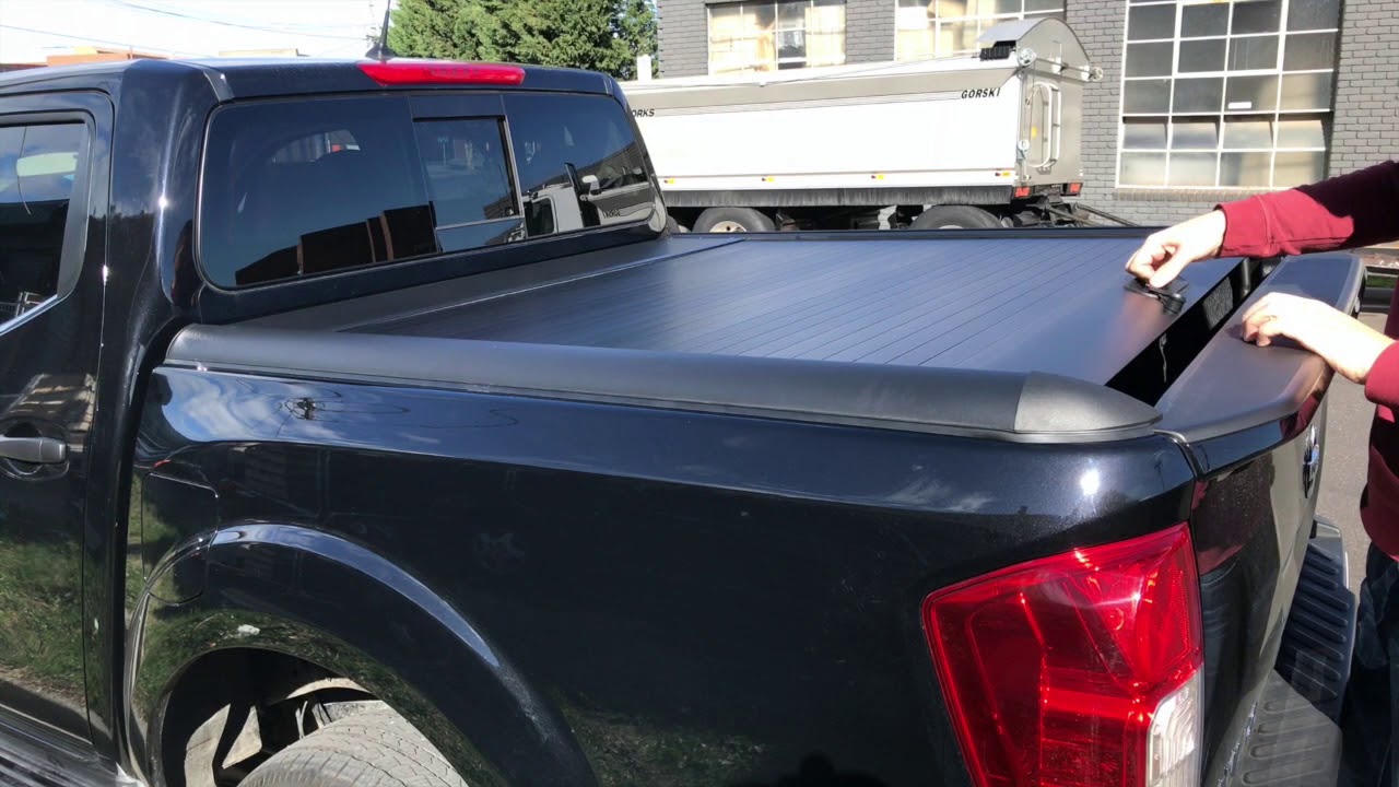 Roller shutter lid on 2018 NISSAN NAVARA NP300 D23