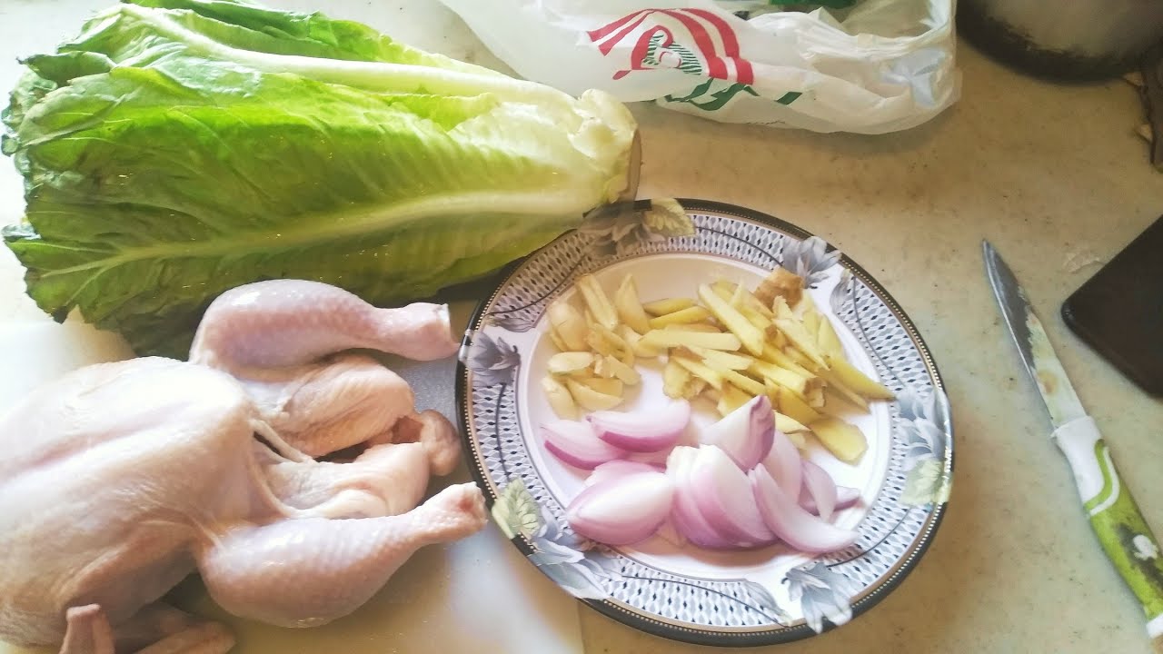 cooking chicken tinola KUYA ARJAY VLOG - YouTube
