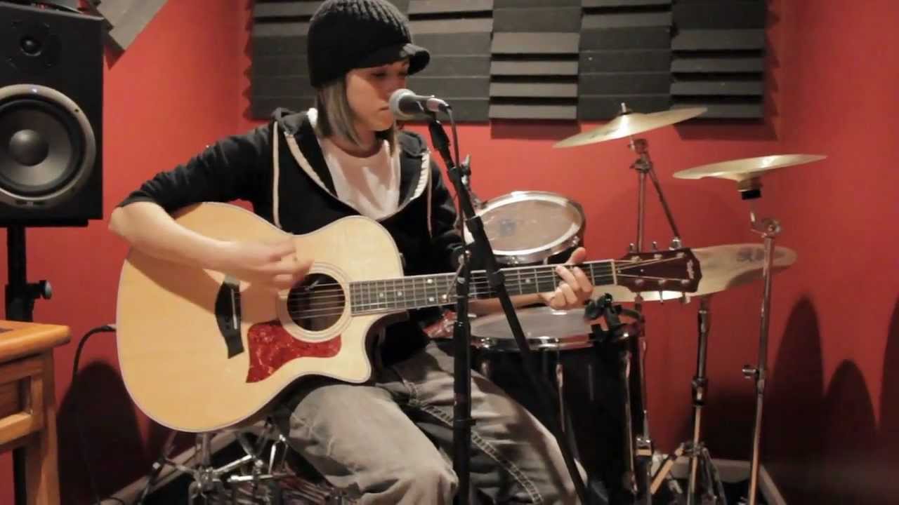 E For Explosion - This Is Me Being Honest (Cover) acordes