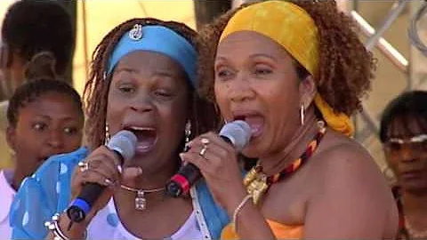 Judy Mowatt & Marcia Griffiths - Redemption Song (...