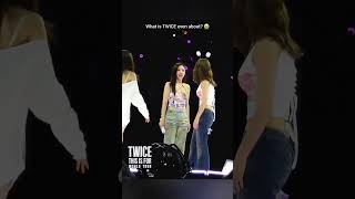 ねえもうほんといい加減にして😂 #twice #nayeon #jeongyeon #momo #sana #jihyo #mina #chaeyoung #dahyun #tzuyu