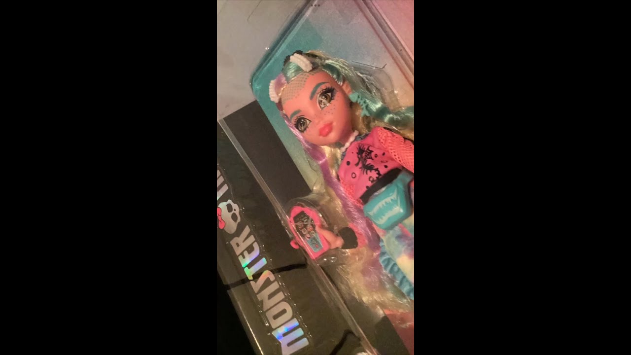 How I Returned To The Monster High Fandom 