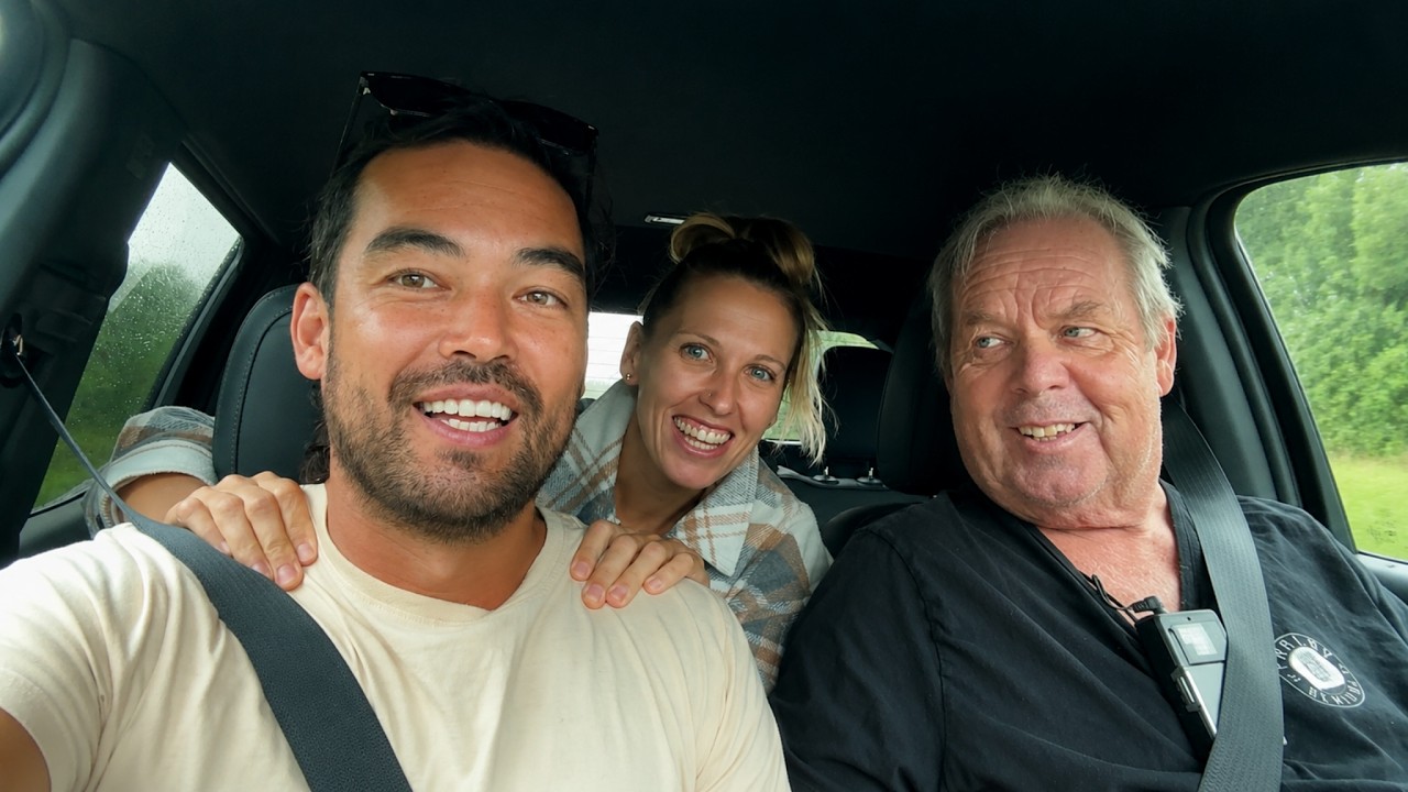 ⁣Spontaneous trip to Canada to visit a special someone! - (Episode 379)