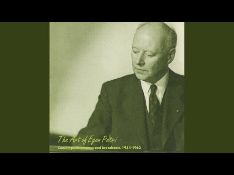 Ver Divertissement sur des motifs originaux francais: No. 2. Andantino varie, Op. 84, No. 1, D. 823... no YouTube
