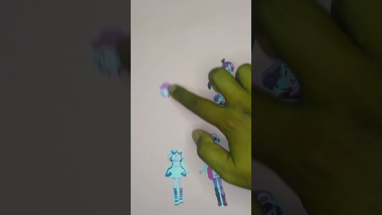 WRONG HEAD CHANGE TOP SUPERHEROES POKEMON CHLOE