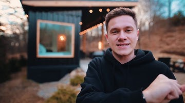 *COZY* SHIPPING CONTAINER AIRBNB FULL TOUR! | The Lily Pad -TEAMBYGGARNA.se