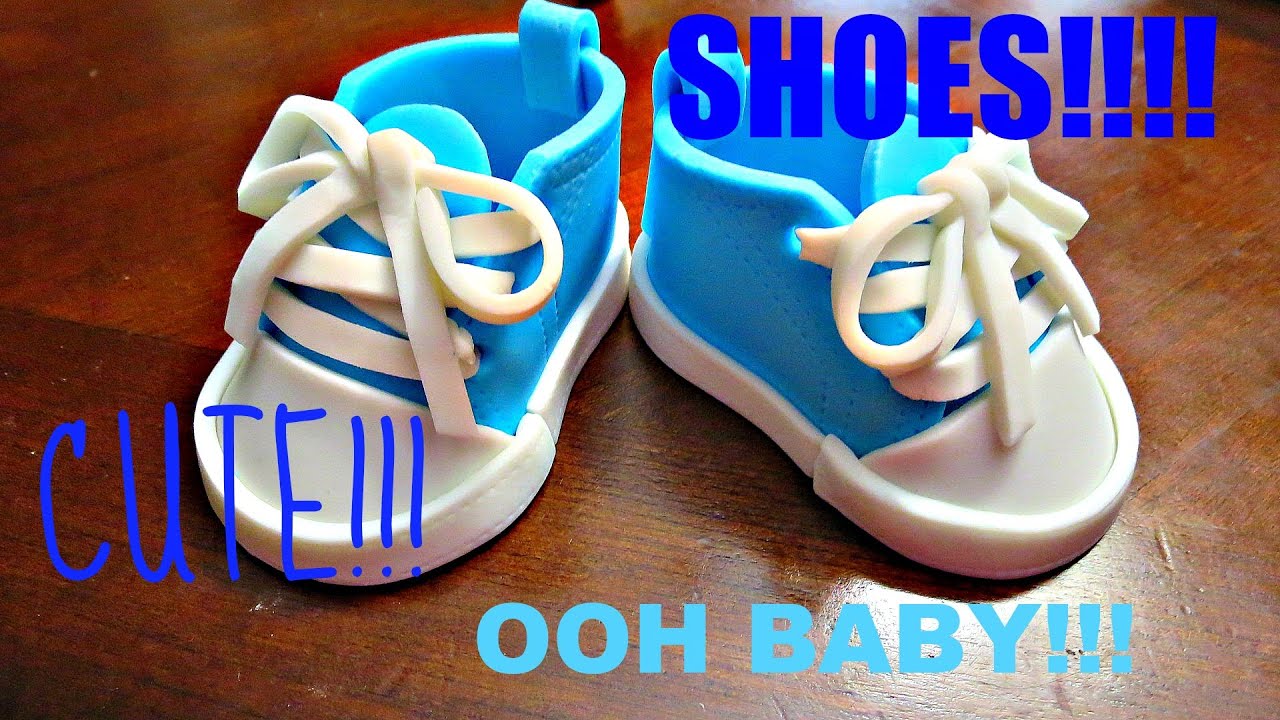 How to make a edible Baby Shoe Topper