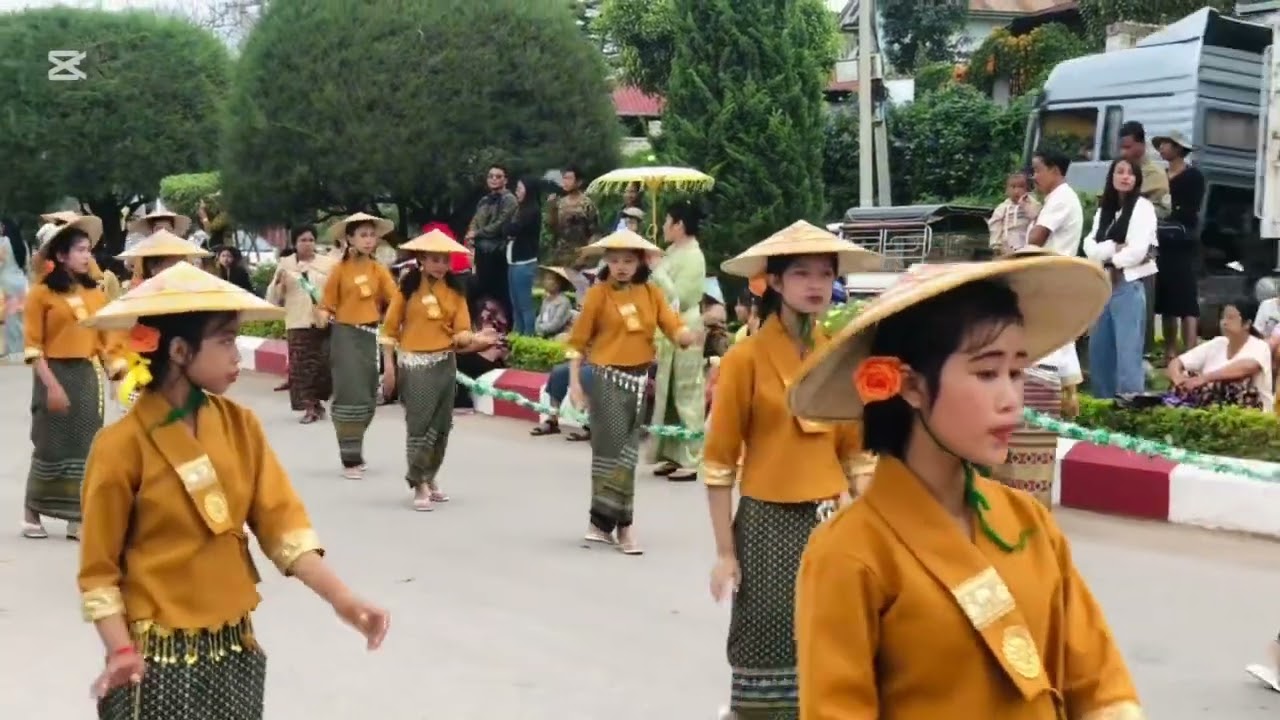 ကလောမြို့နယ်လုံးဆိုင်ရာဘုံကထိန်လှည့်လည်ပွဲ