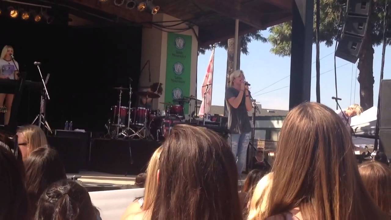 R5- Easy Love 10/11/14