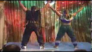 Fresh prince of bel air,'s will smith, and carlton (alfonso ribeiro)
dance to sugarhill gang's "apache". season 6. finally a video where
there's no chyron. e...