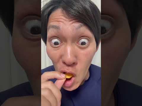 ゴジラVSカラムーチョ/シラチャーの逆襲/湖池屋/KOIKEYA/ASMR #shorts #asmr #お菓子 #カラムーチョ #ゴジラ #シラチャーの逆襲 #湖池屋 #koikeya