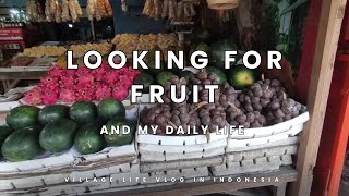 A Day in the Village | Foraging Fruit &amp; Simple Living in Indonesia