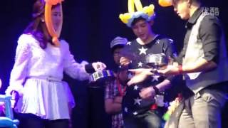 20121111AomTina台灣行 魔術片段2