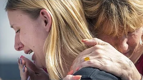 High school sophomore describes deadly school shoo...