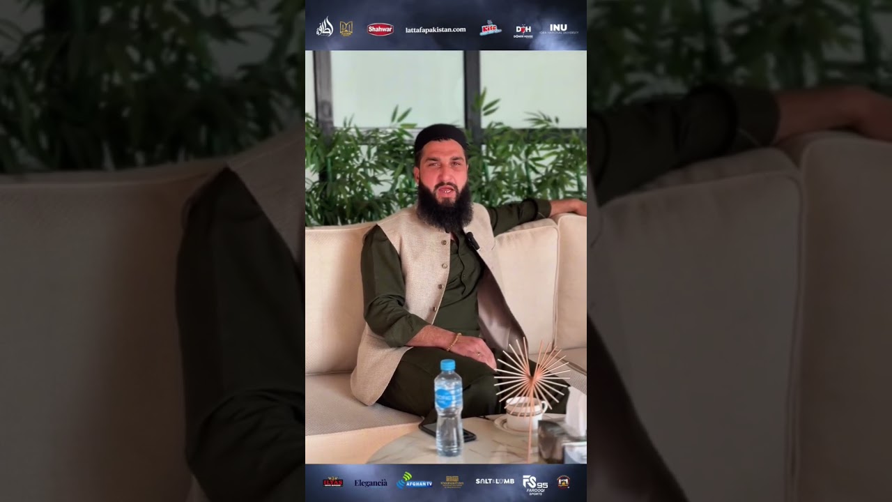 Наконец, у нас есть сообщение от Усмана Шинвари, бывшего леворукого быстрого боулера сборной Паки...