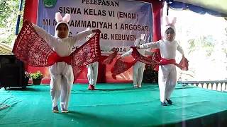 Tari Anak Paud FESTIVAL TK 2015 GERAK LAGU (Baris, Bocah Dolan, Truwelu, Lintang Sumebar)