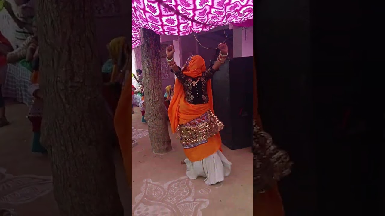Mat tircho tircho dekh padoshi dil nay sarkari #rajasthani #newgurjarrasiya #newdancevideo #viral🥰🥰🥰