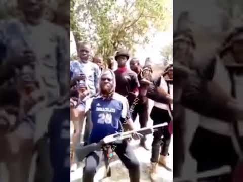 RIGIMA SABUWA WASU MATASA SUN SHIGA SAMBISA DON YAKAR SHEKAU