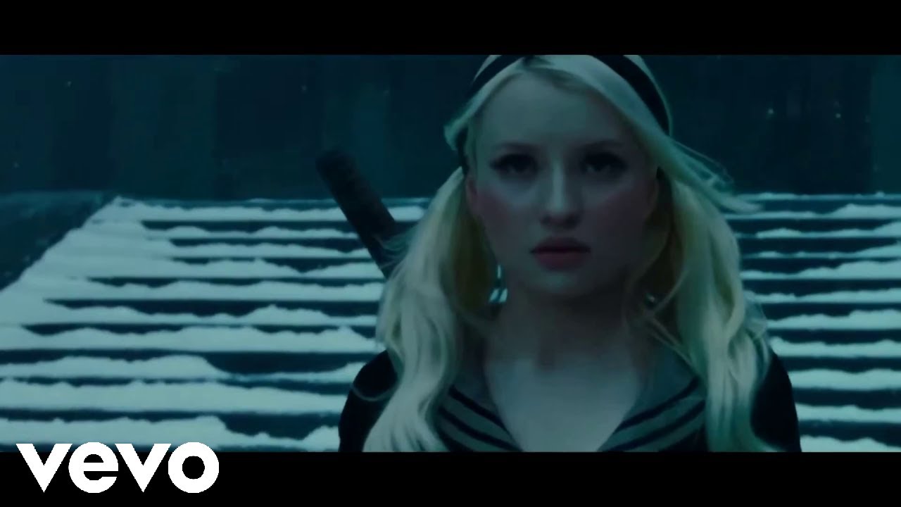 Neon Love Fight Scene: Vintage Vibes! 🥊💖 | Leav3l8ke