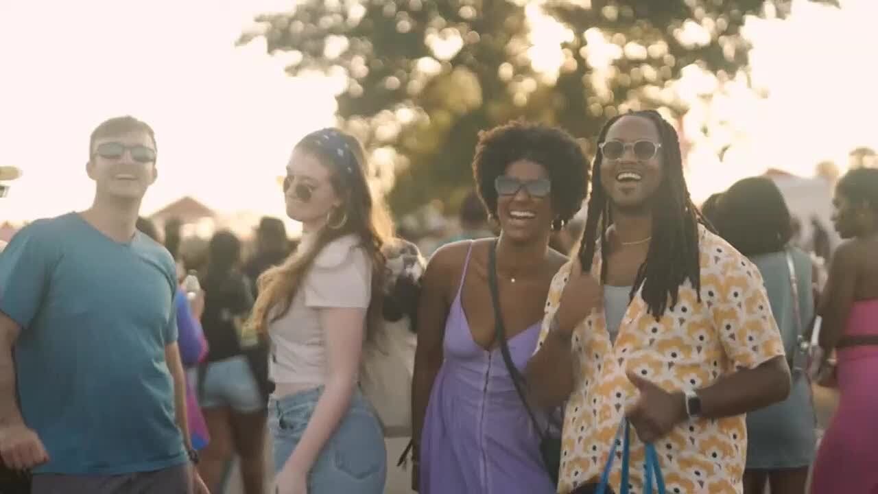 Fried Chicken Fest Carwlins