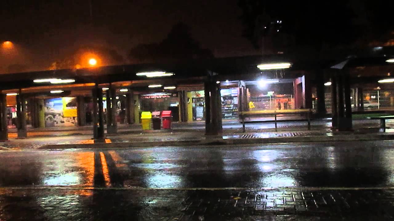 Foz de Iguazu – Terminal bajo la lluvia