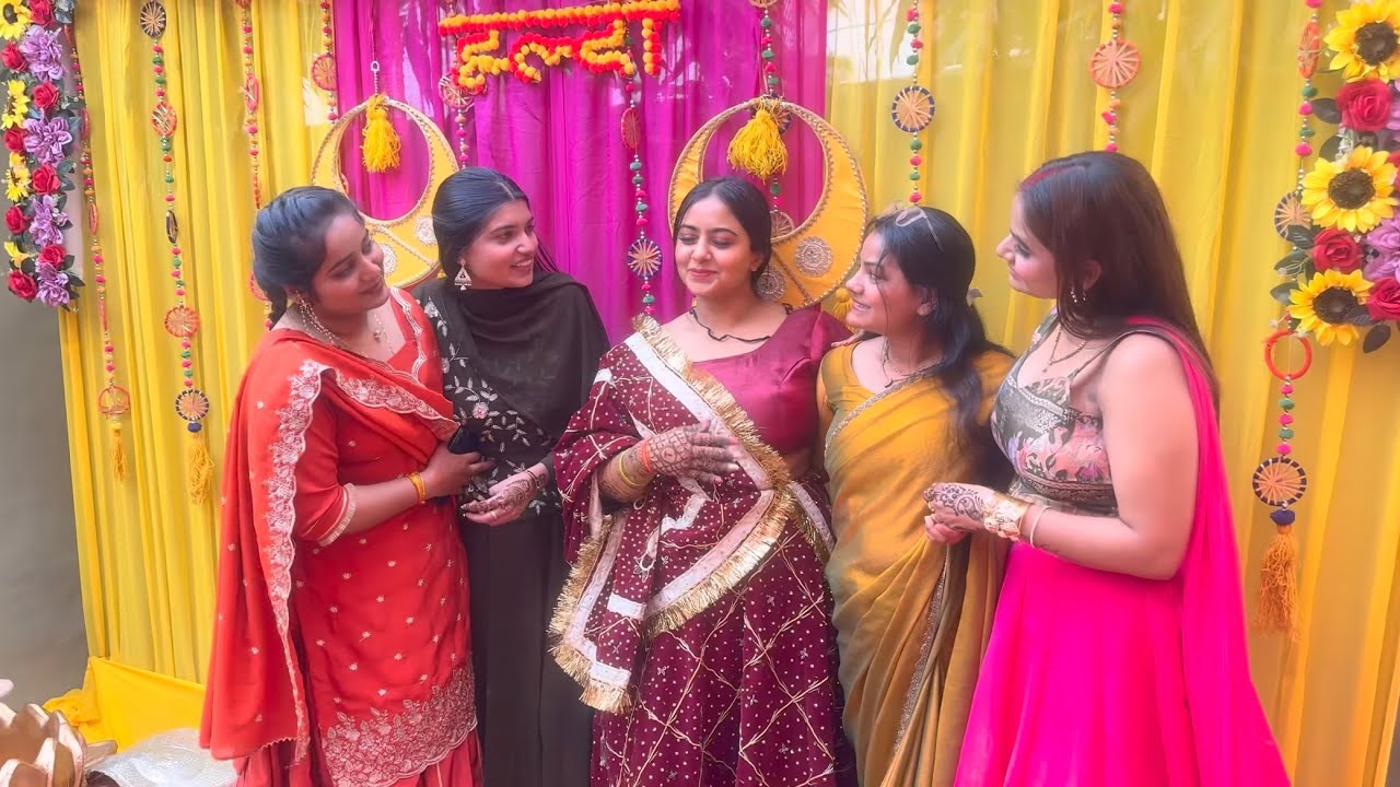 तन्नू ने पहनीं अपनी मम्मी की शादी की ड्रेस 👰‍♀️ 