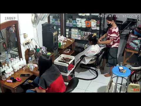 SALON KAMPOENG