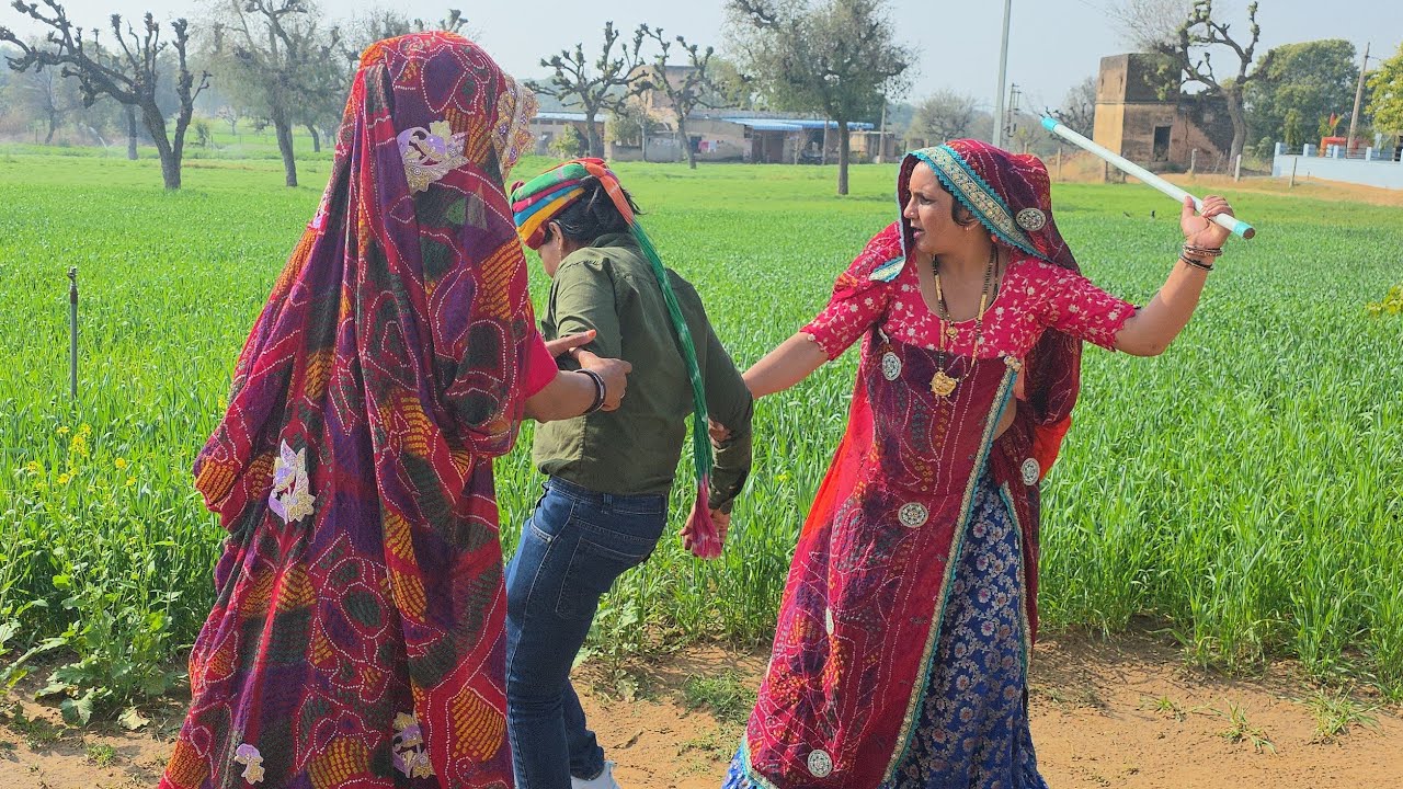 होली पर बेवड़े देवर ने भाभियों  का किया🥲 जीना हराम भाभियों ने सिखाया सबक🫢 @PRIYANKAJAATNICOMEDAY 