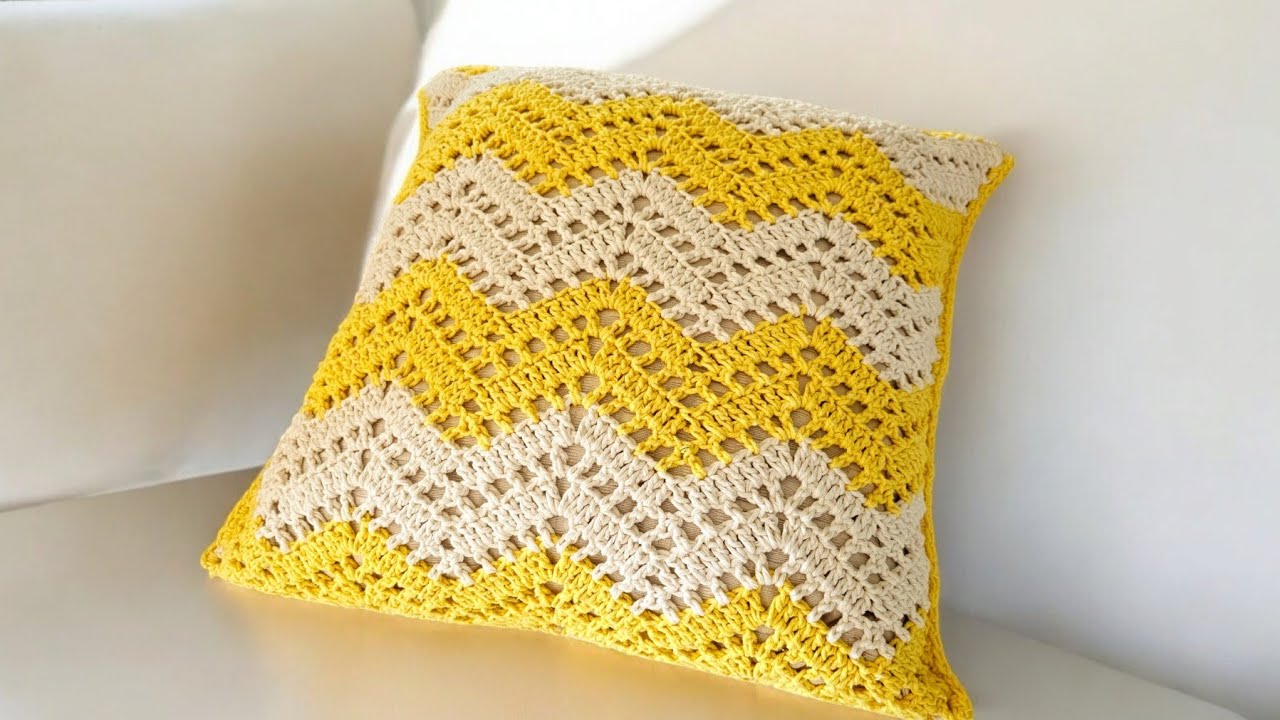 Como fazer capa de Almofada zig-zag em crochê  | Guri do crochê 🌟