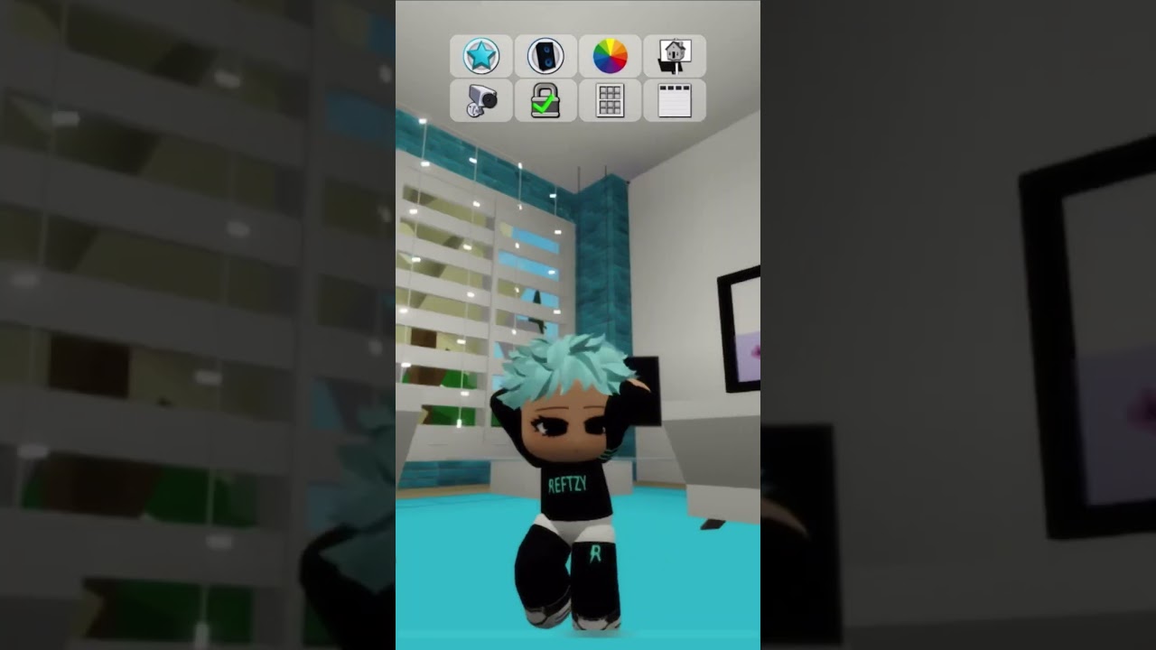 I think my mom friend with Angelazz’s?