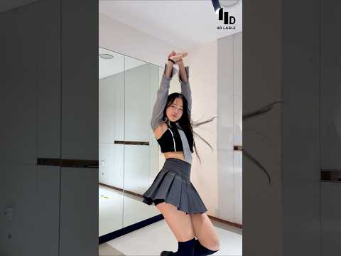 NMIXX &amp;#39; <strong>KNOW</strong> ABOUT ME &amp;#39; <strong>Dance</strong> by YOUNGEST 김예진 #nmixx #엔믹스 #knowaboutme #노어바웃미