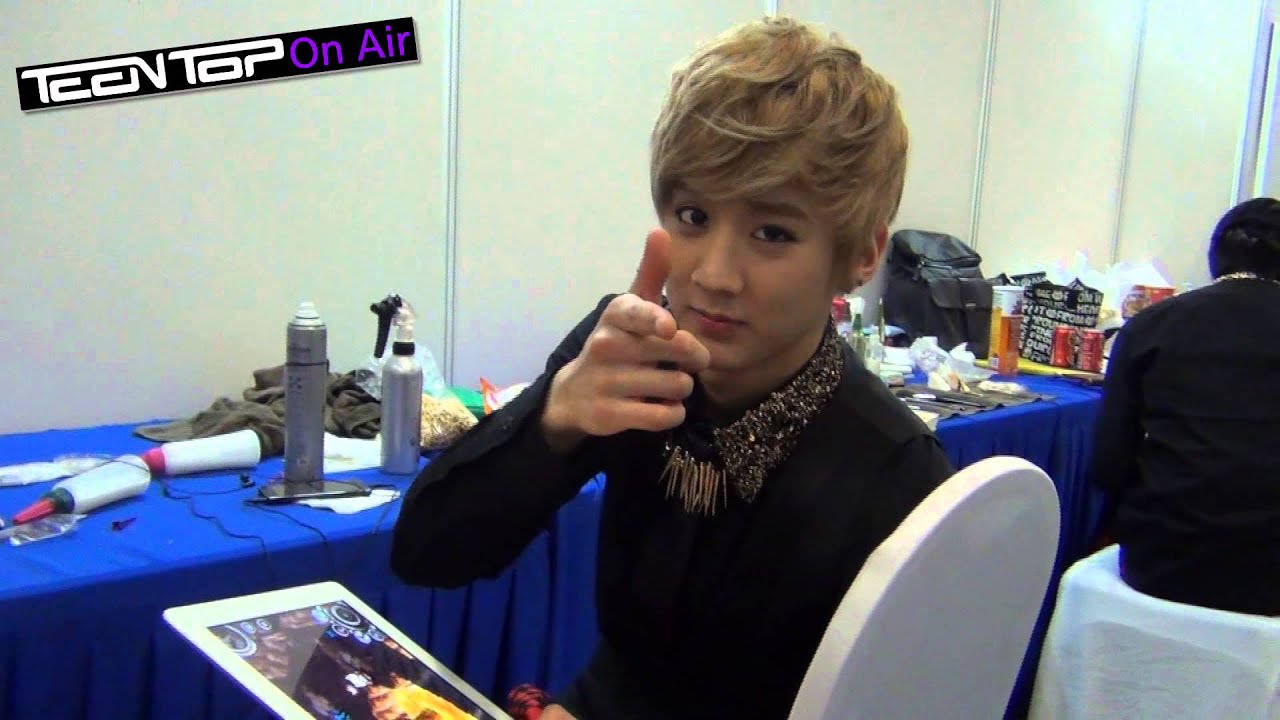 TEEN TOP On Air VJ리키의 말레이시아 공연 대기실 셀프캠