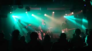 Twin wild - NEW SONG live @Backstage By The Mill in Paris
