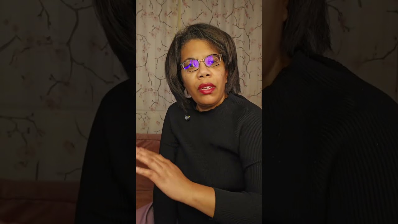 Women in relationships with criminals  |  