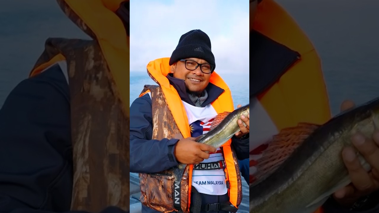 রাশিয়ার পারমাণবিক বিদ্যুৎকেন্দ্রের লেকে মাছের অবাধ বিচরণ #russia #fishingtournament #somoytv