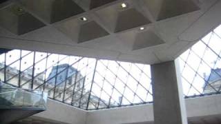 Le Louvre in Paris, France 2 - inside
