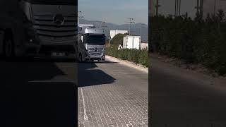 Mercedes-Benz Truck