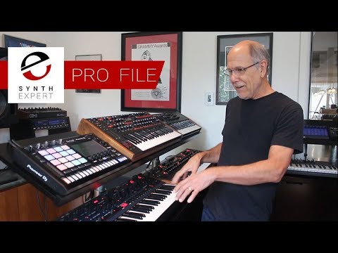 Dave Smith Synth Room Tour (3 of 3) => MonoEvolver Presentation