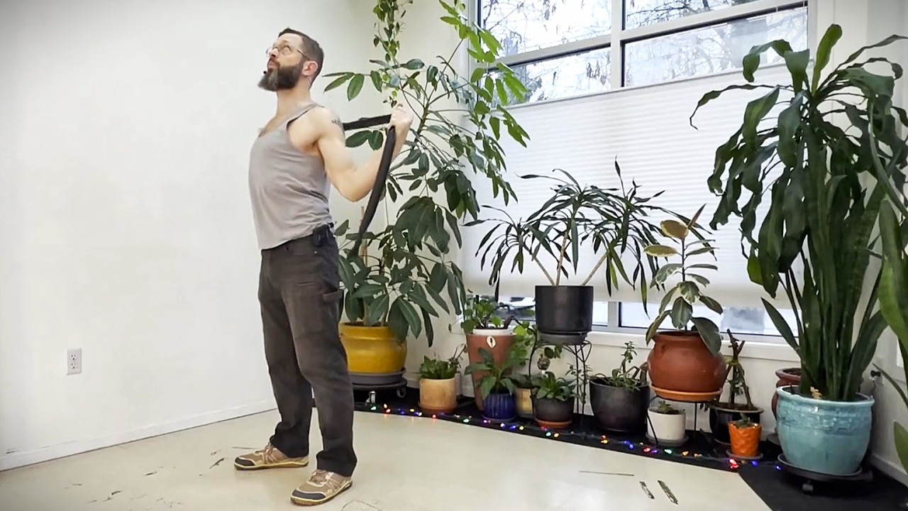 Эластичные тяги (для повышения мобильности в рабочей одежде)