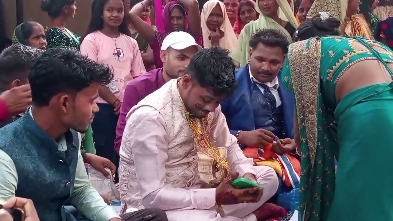 😲😄😄🤪.. dulhe ka yah HAL nahin hona chahie tha 