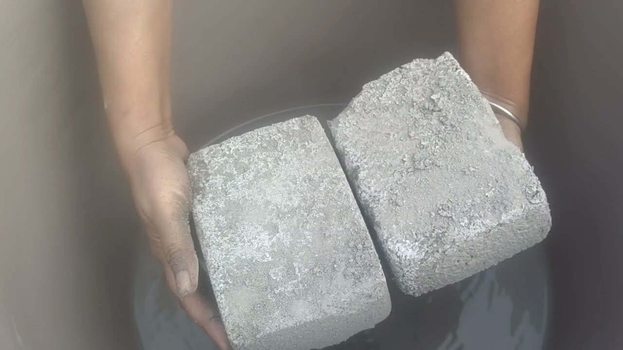 Grainy sand cement crumbling in water 💦💦 SA ASMR
